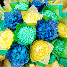 Load image into Gallery viewer, Cupcake Bouquets and Flowers (Choose your flavor)
